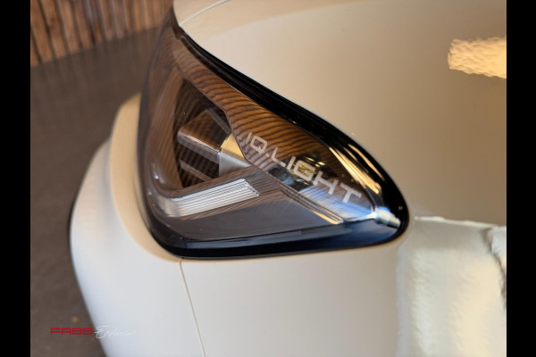 Volkswagen T-Roc 1.5 TSI Style/3xR-Line/Pano/Camera/Trekhaak/IQ-Light