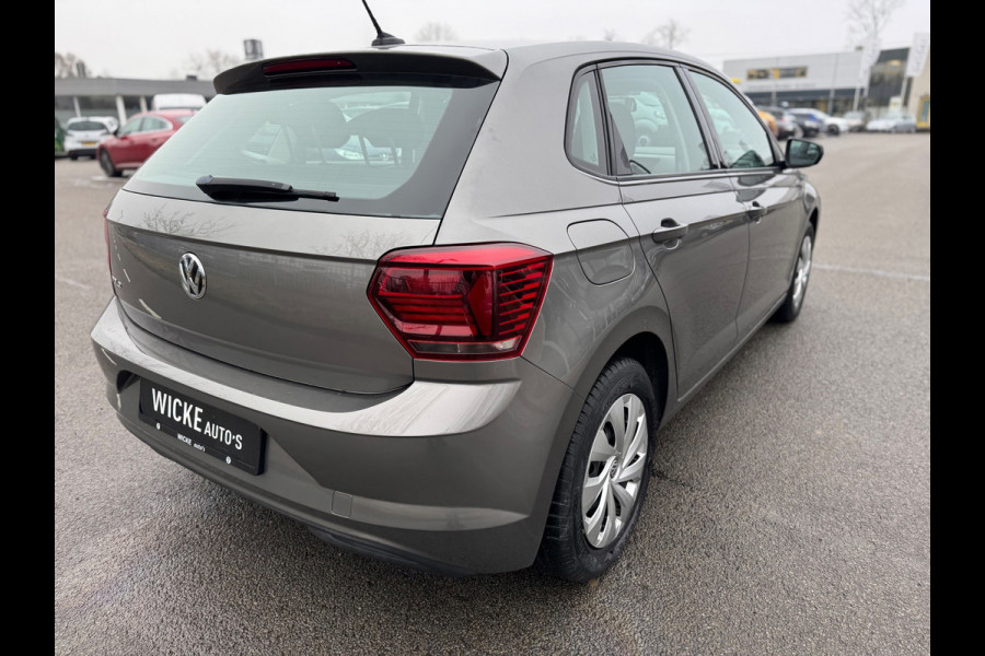 Volkswagen Polo 1.0 TSI Comfortline Apple carplay Navi