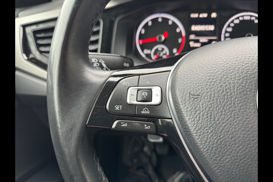 Volkswagen Polo 1.0 TSI Comfortline Apple carplay Navi