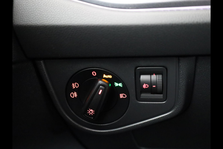 Volkswagen Polo 1.0 TSI Highline 95 pk | DSG Automaat | Navigatie |Climate Control | Adaptieve cruise control | Apple Carplay/Android Auto |