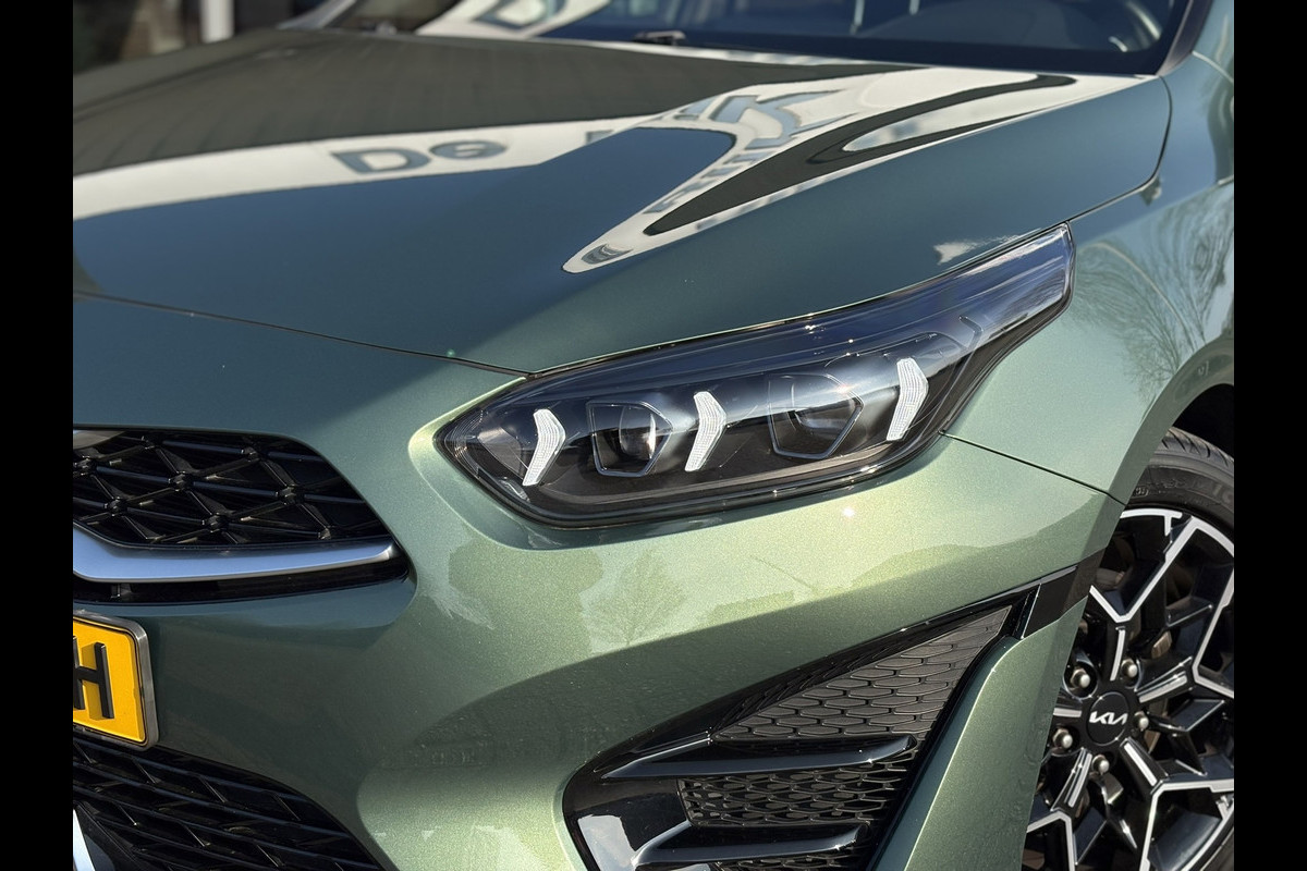 Kia Ceed 1.5 T-GDi GT-Line | Pano, Leder/Alcantara, Navi, Carplay/Android, Camera, Stoel+Stuurverw. | Dealeronderhouden | 1e Eig |