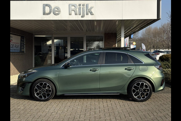 Kia Ceed 1.5 T-GDi GT-Line | Pano, Leder/Alcantara, Navi, Carplay/Android, Camera, Stoel+Stuurverw. | Dealeronderhouden | 1e Eig |