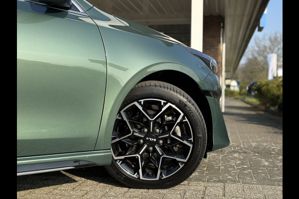 Kia Ceed 1.5 T-GDi GT-Line | Pano, Leder/Alcantara, Navi, Carplay/Android, Camera, Stoel+Stuurverw. | Dealeronderhouden | 1e Eig |