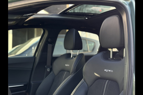 Kia Ceed 1.5 T-GDi GT-Line | Pano, Leder/Alcantara, Navi, Carplay/Android, Camera, Stoel+Stuurverw. | Dealeronderhouden | 1e Eig |