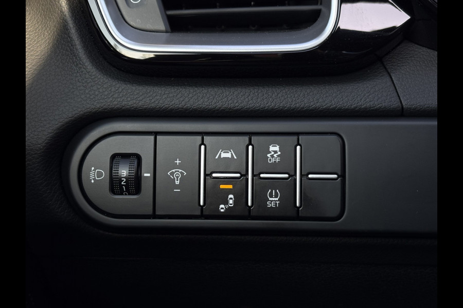 Kia Ceed 1.5 T-GDi GT-Line | Pano, Leder/Alcantara, Navi, Carplay/Android, Camera, Stoel+Stuurverw. | Dealeronderhouden | 1e Eig |