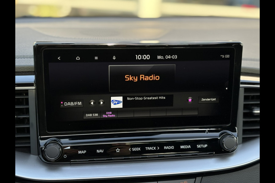 Kia Ceed 1.5 T-GDi GT-Line | Pano, Leder/Alcantara, Navi, Carplay/Android, Camera, Stoel+Stuurverw. | Dealeronderhouden | 1e Eig |