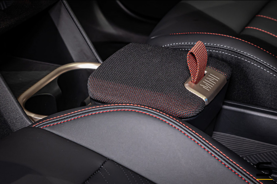 MINI Countryman 1.5 C John Cooper Works XL|Pano|H&K|Trekhaak|