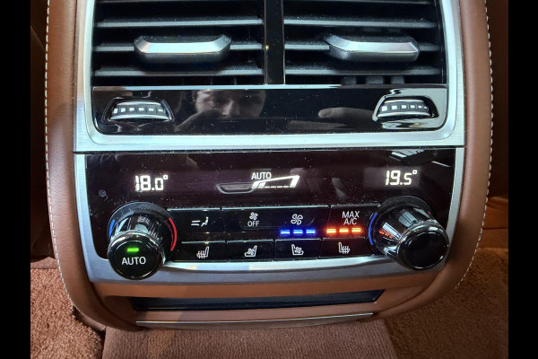 BMW 7 Serie 750i xDrive High Executive M-Sport | Panoramadak | 360* Camera | Bowers & Wilkins | Massage | Head-Up |