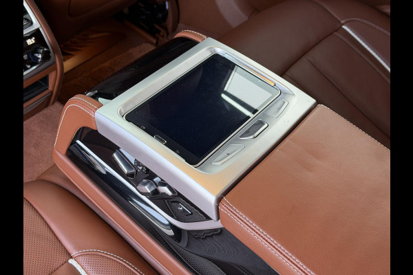 BMW 7 Serie 750i xDrive High Executive M-Sport | Panoramadak | 360* Camera | Bowers & Wilkins | Massage | Head-Up |