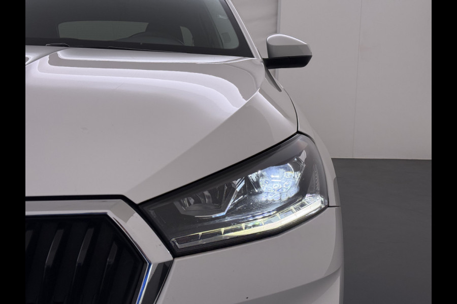 Škoda Fabia 1.0i 96PK Navi Camera Pdc Apple Carplay Android Keyless Stoelverwarming Cruise Control ECC Lmv Isofix Privacyglas Led Smartlink Bluetooth Licht-/regensensor Mooie en complete Skoda Fabia 380 Liter kofferruimte