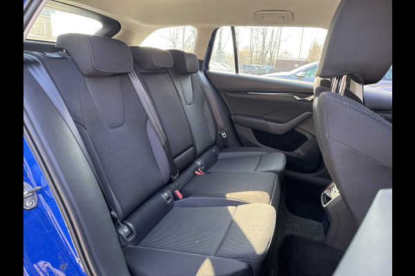 Škoda Octavia Combi TSI iV 204PK PHEV BUSINESS EDITION VIRTUAL/CRUISE/CARPLAY