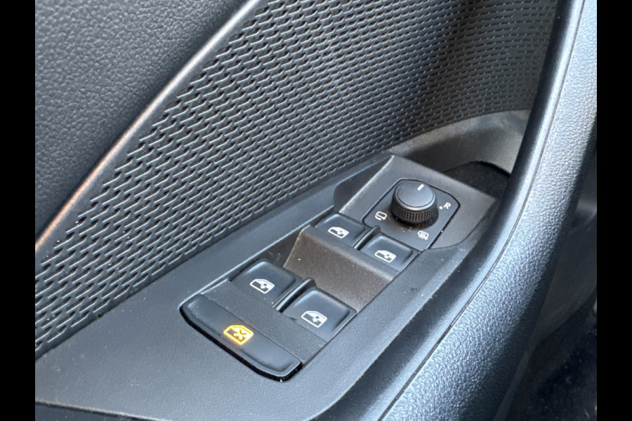 Škoda Octavia Combi TSI iV 204PK PHEV BUSINESS EDITION VIRTUAL/CRUISE/CARPLAY