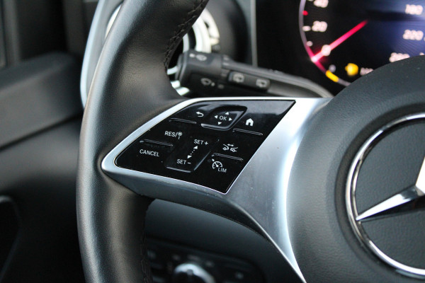 Mercedes-Benz V-Klasse 300d - Avantgarde - DC - 4-matic - 360 Cam - Multibeam - Elektrische schuifdeuren - Digitale spiegel - Volle auto - Rijklaar