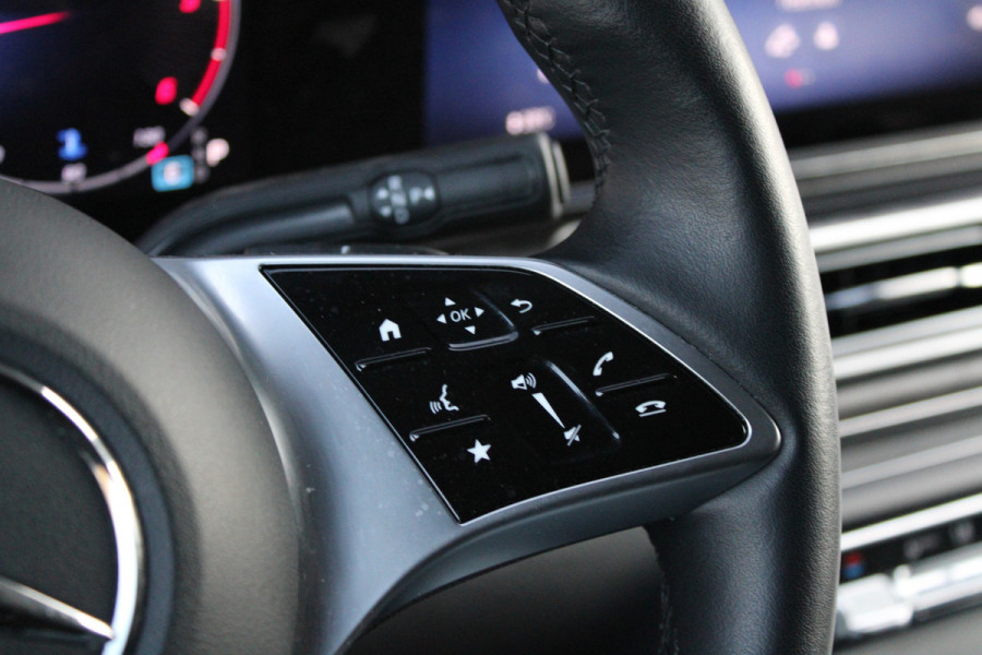 Mercedes-Benz V-Klasse 300d - Avantgarde - DC - 4-matic - 360 Cam - Multibeam - Elektrische schuifdeuren - Digitale spiegel - Volle auto - Rijklaar