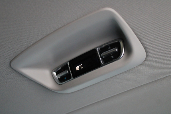 Mercedes-Benz V-Klasse 300d - Avantgarde - DC - 4-matic - 360 Cam - Multibeam - Elektrische schuifdeuren - Digitale spiegel - Volle auto - Rijklaar