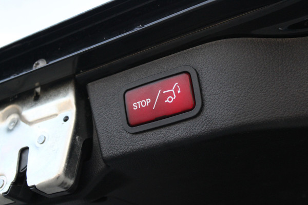 Mercedes-Benz V-Klasse 300d - Avantgarde - DC - 4-matic - 360 Cam - Multibeam - Elektrische schuifdeuren - Digitale spiegel - Volle auto - Rijklaar