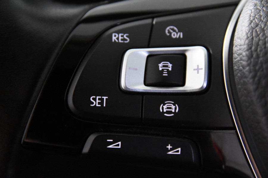 Volkswagen T-Roc 1.0 TSI United *1ste Eigenaar*Panoramadak*Stoelverwarming*Parkassist*