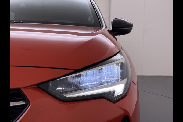 Opel CORSA-E GS Line 50 kWh SOH 92%| 3-FASE  | ORIGINEEL NL AUTO |  COMPLETE AUTO!| STOEL + STUUR VERWARMING| CAMERA| | RIJKLAARPRIJS INCL. 12 MND BOVAG GARANTIE