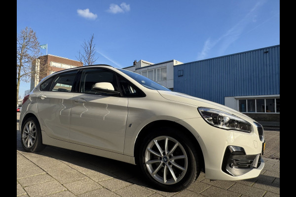 BMW 2 Serie Active Tourer 225xe iPerformance eDrive Edition - AUTOMAAT I Navigatie I Airco I PDC I Sport velgen I Dealer onderh.