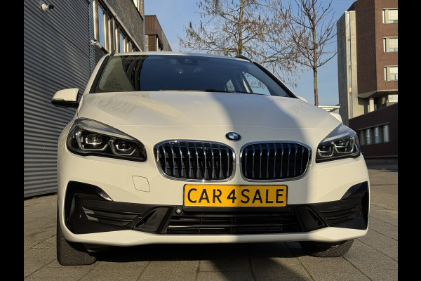 BMW 2 Serie Active Tourer 225xe iPerformance eDrive Edition - AUTOMAAT I Navigatie I Airco I PDC I Sport velgen I Dealer onderh.