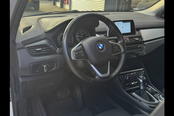 BMW 2 Serie Active Tourer 225xe iPerformance eDrive Edition - AUTOMAAT I Navigatie I Airco I PDC I Sport velgen I Dealer onderh.