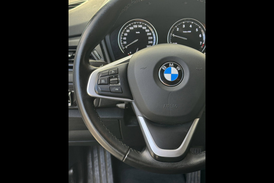 BMW 2 Serie Active Tourer 225xe iPerformance eDrive Edition - AUTOMAAT I Navigatie I Airco I PDC I Sport velgen I Dealer onderh.