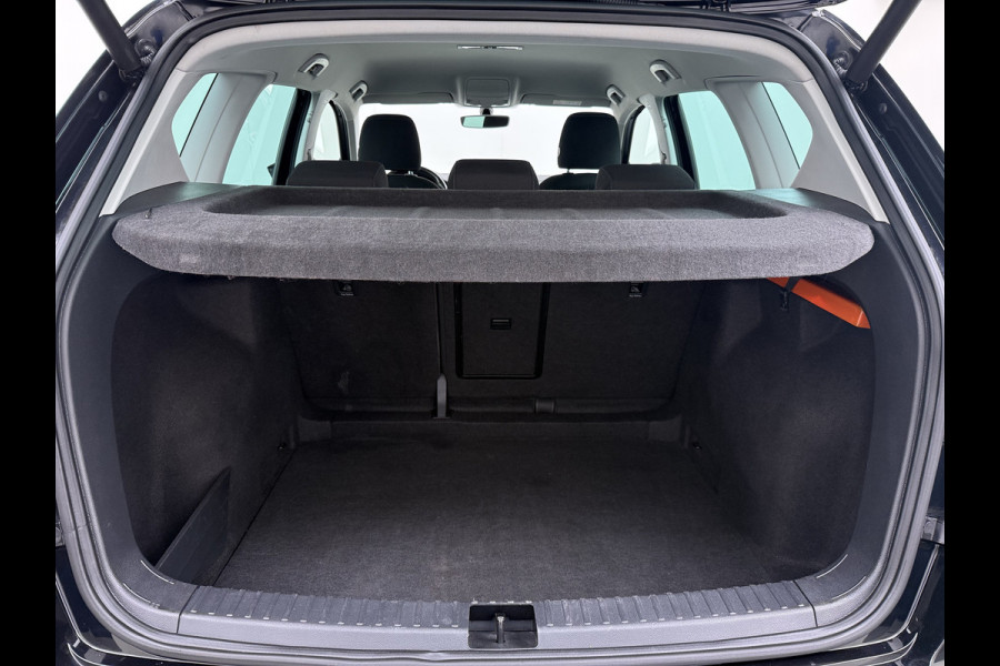 Seat Ateca s1.5T 150PK AUT-7 Navi Ecc Trekhaak LED Apple Carplay/Android Auto Cruise Control Pdc Stoelverwarming tyle Business Intense Elek.Achterklep Lmv 17" Led Regen-/Lichtsensor Full Link DAB+ Bluetooth DSG 1.600KG Trekgewicht