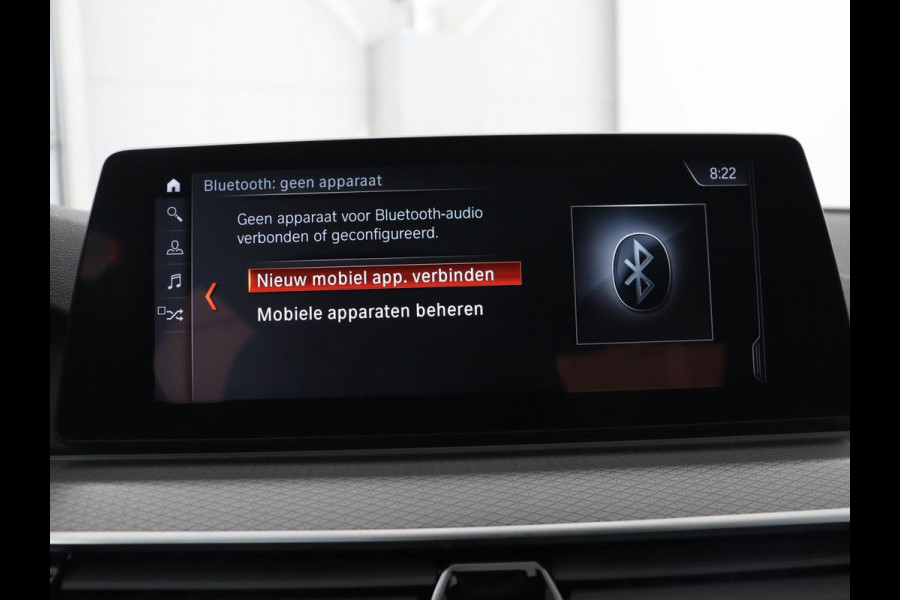 BMW 5 Serie 520i M Sport | Alcantara | Sfeerverlichting | Trekhaak | Navigatie Professional | Full LED | Sportstoelen | Parkeerhulp | Cruise control | Keyless start | Climate control | Bluetooth