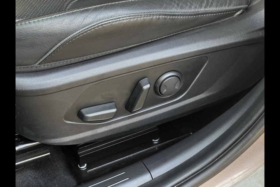 Hyundai Tucson 1.6 T-GDI HEV Premium- Navigatie I Leer I Airco I Sport velgen I LED I PDC I Dealer onderhouden