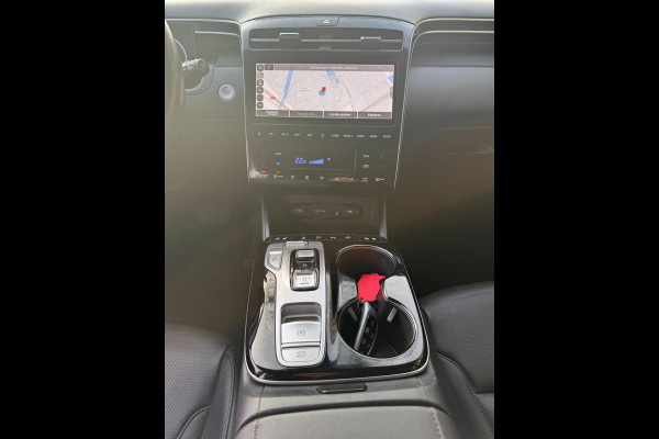 Hyundai Tucson 1.6 T-GDI HEV Premium- Navigatie I Leer I Airco I Sport velgen I LED I PDC I Dealer onderhouden