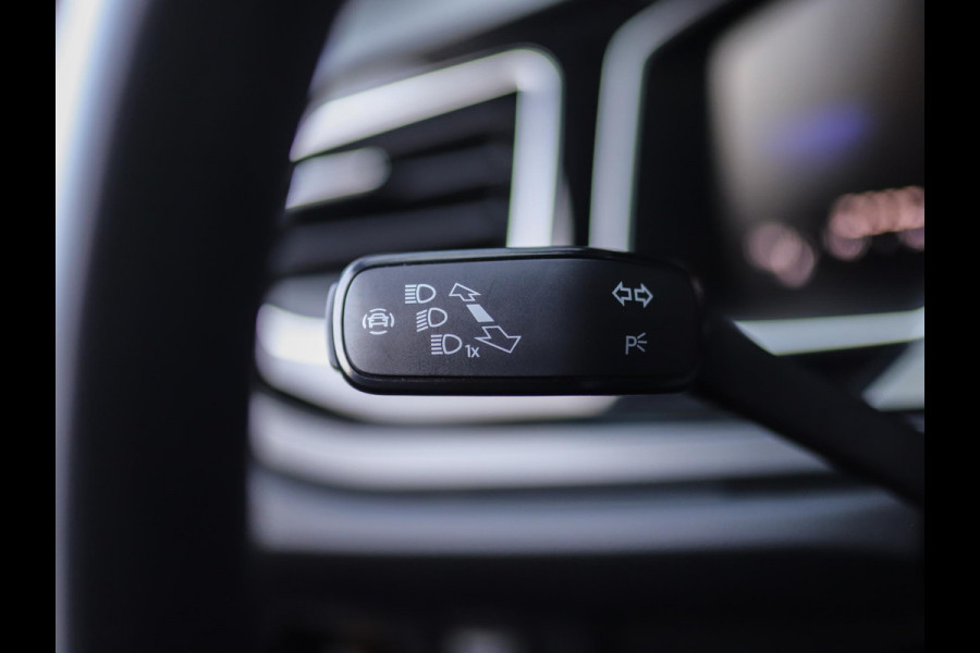 Volkswagen Taigo 1.0 TSI R-Line | Keyless | Camera | Stoelverw. | ACC