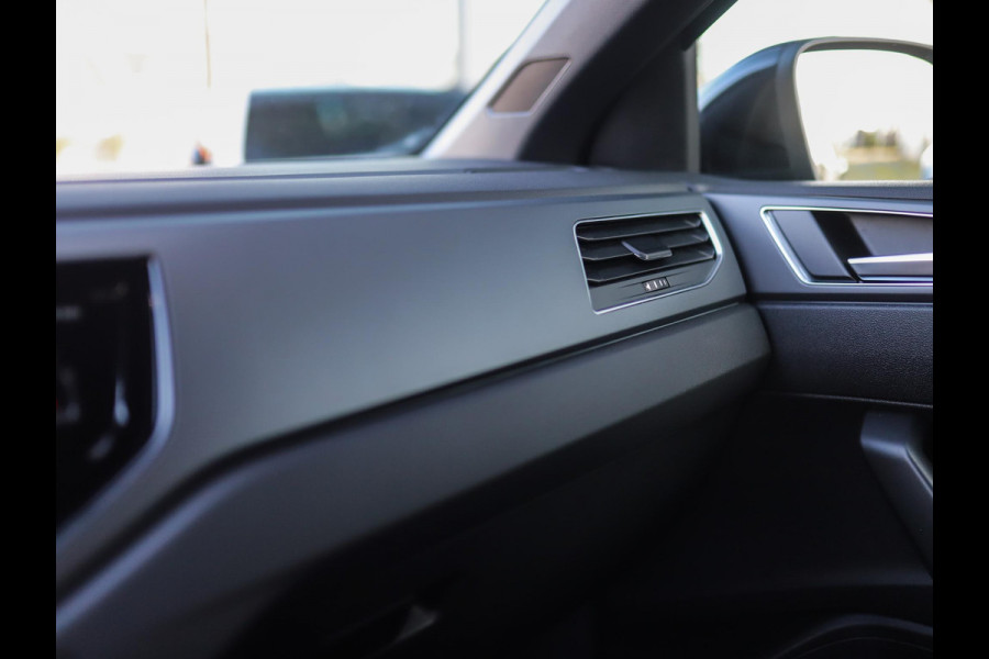 Volkswagen Taigo 1.0 TSI R-Line | Keyless | Camera | Stoelverw. | ACC