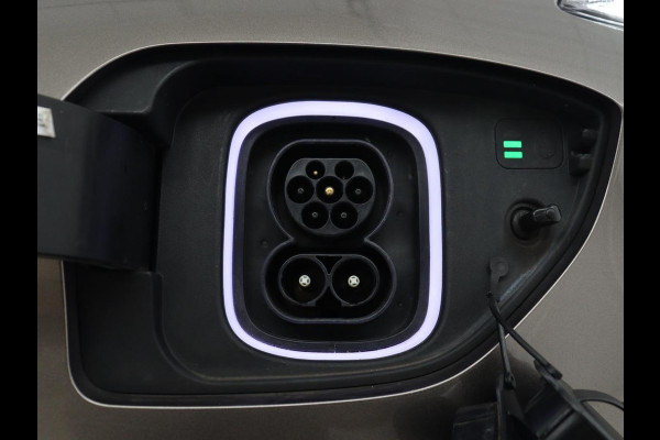 Hyundai Kona EV Fashion 64 kWh | SOH 100% | 3 Fase | Head-Up | Warmtepomp | Adaptive cruise | Camera | Carplay | Keyless | Full LED | Navigatie | Climate control