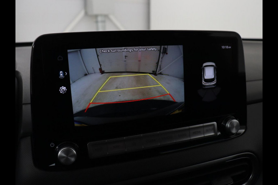 Hyundai Kona EV Fashion 64 kWh | SOH 100% | 3 Fase | Head-Up | Warmtepomp | Adaptive cruise | Camera | Carplay | Keyless | Full LED | Navigatie | Climate control