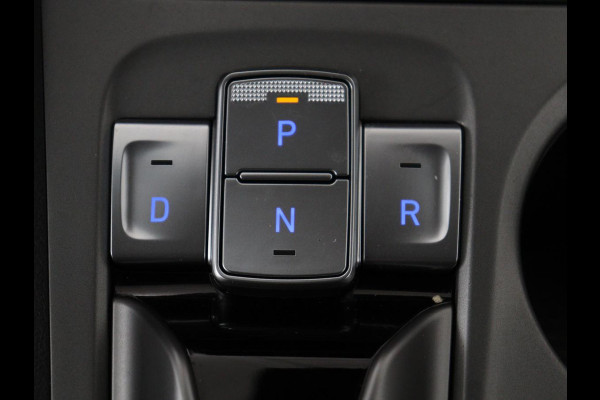 Hyundai Kona EV Fashion 64 kWh | SOH 100% | 3 Fase | Head-Up | Warmtepomp | Adaptive cruise | Camera | Carplay | Keyless | Full LED | Navigatie | Climate control