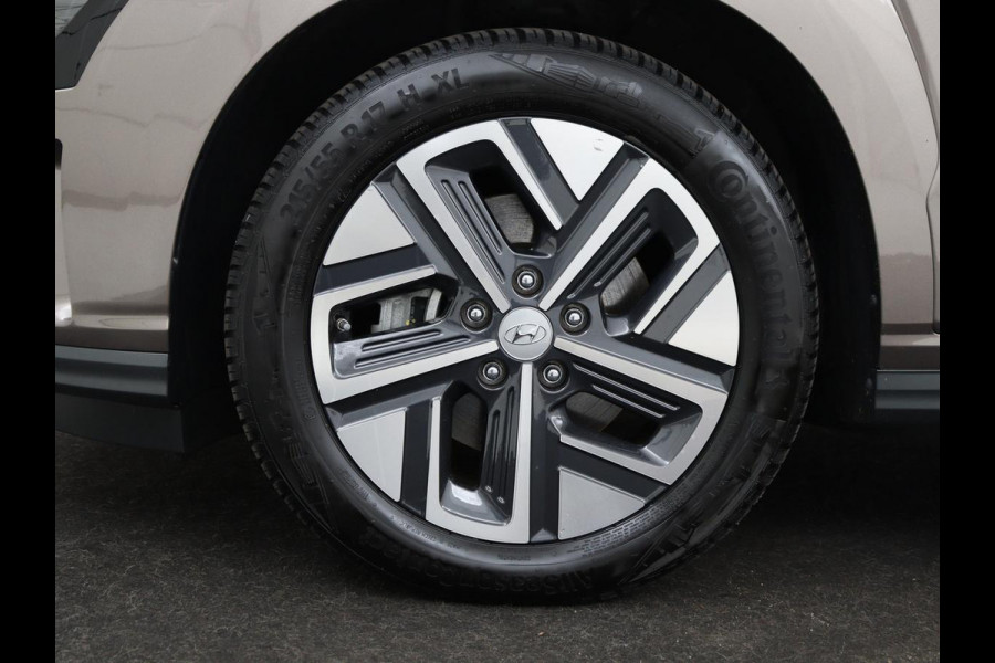 Hyundai Kona EV Fashion 64 kWh | SOH 100% | 3 Fase | Head-Up | Warmtepomp | Adaptive cruise | Camera | Carplay | Keyless | Full LED | Navigatie | Climate control