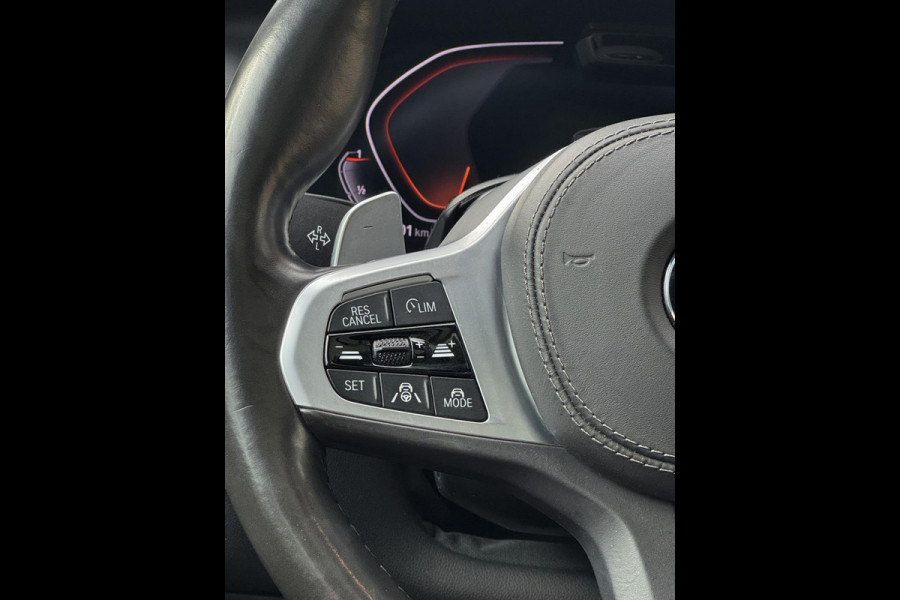 BMW X6 XDrive30d M- Sport - Panorama dak I Navigatie I Leer I Sport pakket I Head Up I Dealer onderhouden