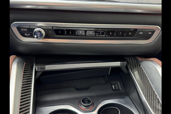 BMW X6 XDrive30d M- Sport - Panorama dak I Navigatie I Leer I Sport pakket I Head Up I Dealer onderhouden