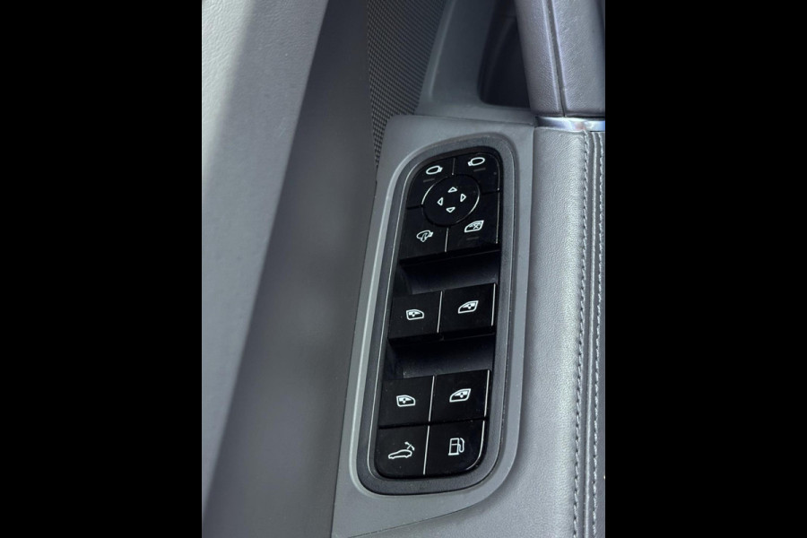 Porsche Cayenne 3.0 E-Hybrid SPORT - Panorama dak I Sport pakket I Leer I Airco I 21"Sport velgen I Black Trim I Nacht camera