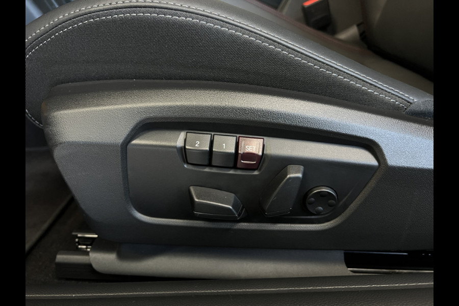 MINI Mini 2.0 JCW 232PK John Cooper Works XL Navi | H&K | HUD | Pano | Led | 360 | Keyless | Carplay | Fabrieksgarantie tot April 2028!