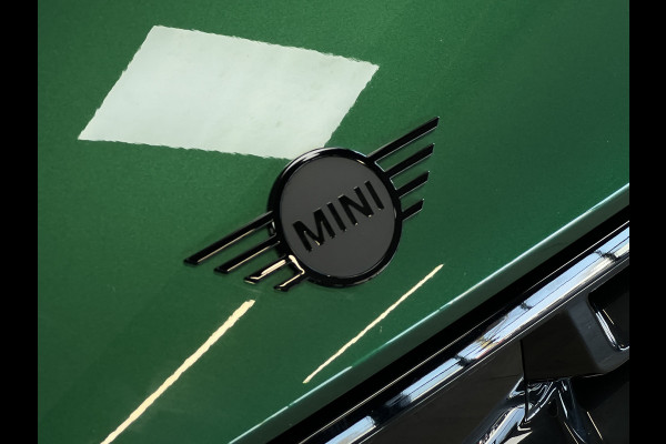 MINI Mini 2.0 JCW 232PK John Cooper Works XL Navi | H&K | HUD | Pano | Led | 360 | Keyless | Carplay | Fabrieksgarantie tot April 2028!