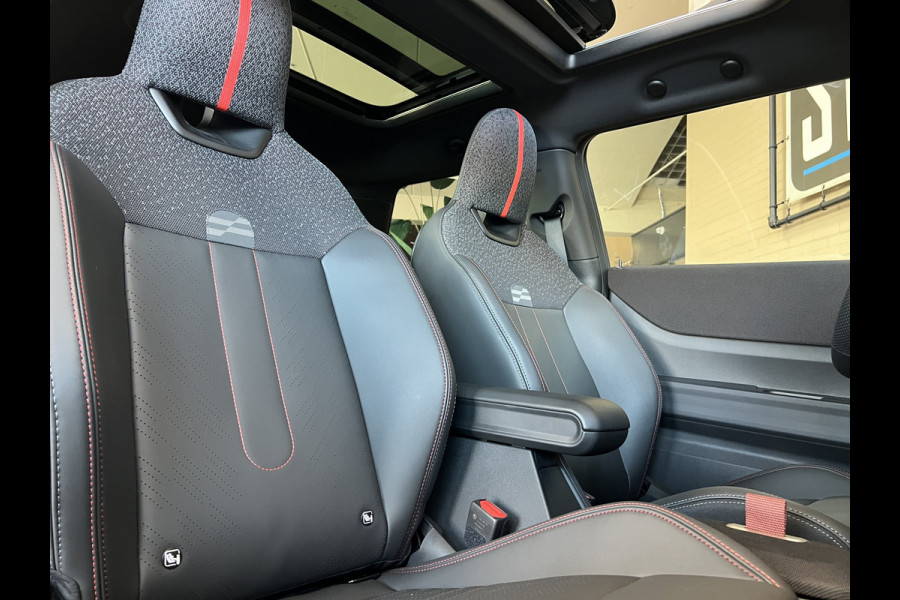 MINI Mini 2.0 JCW 232PK John Cooper Works XL Navi | H&K | HUD | Pano | Led | 360 | Keyless | Carplay | Fabrieksgarantie tot April 2028!