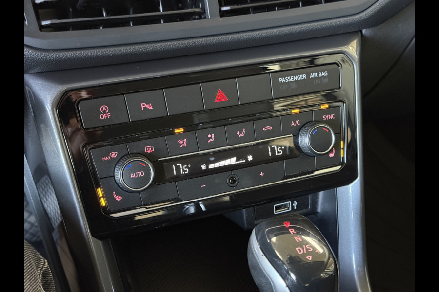 Volkswagen T-Cross 1.0 TSI 115pk DSG Style | Navigatie | Dode hoek | Stoelverwarming | PDC V+A | 100% Volkswagen Onderhouden!