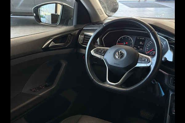 Volkswagen T-Cross 1.0 TSI 115pk DSG Style | Navigatie | Dode hoek | Stoelverwarming | PDC V+A | 100% Volkswagen Onderhouden!