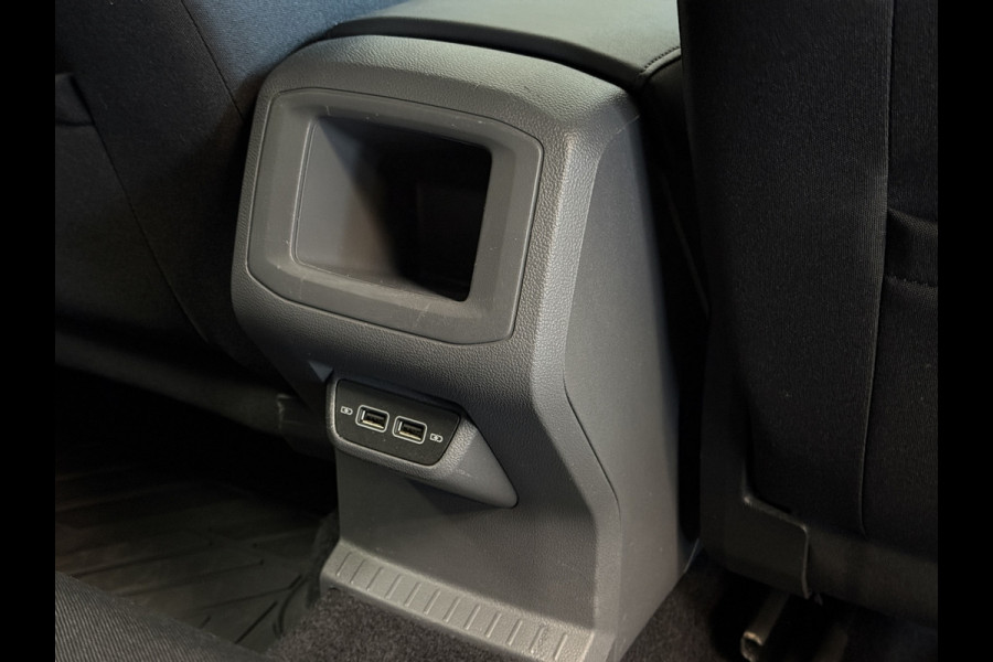 Volkswagen T-Cross 1.0 TSI 115pk DSG Style | Navigatie | Dode hoek | Stoelverwarming | PDC V+A | 100% Volkswagen Onderhouden!