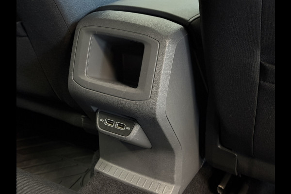 Volkswagen T-Cross 1.0 TSI 115pk DSG Style | Navigatie | Dode hoek | Stoelverwarming | PDC V+A | 100% Volkswagen Onderhouden!