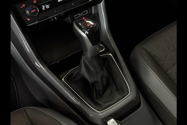 Volkswagen T-Cross 1.0 TSI 115pk DSG Style | Navi | Carplay | 17"| Camera | Led Koplampen | Stoelverwarming | 100% Volkswagen Onderhouden!