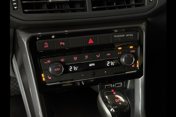 Volkswagen T-Cross 1.0 TSI 115pk DSG Style | Navi | Carplay | 17"| Camera | Led Koplampen | Stoelverwarming | 100% Volkswagen Onderhouden!