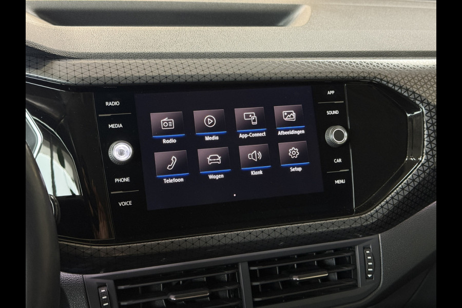 Volkswagen T-Cross 1.0 TSI 115pk DSG Style | Navi | Carplay | 17"| Camera | Led Koplampen | Stoelverwarming | 100% Volkswagen Onderhouden!