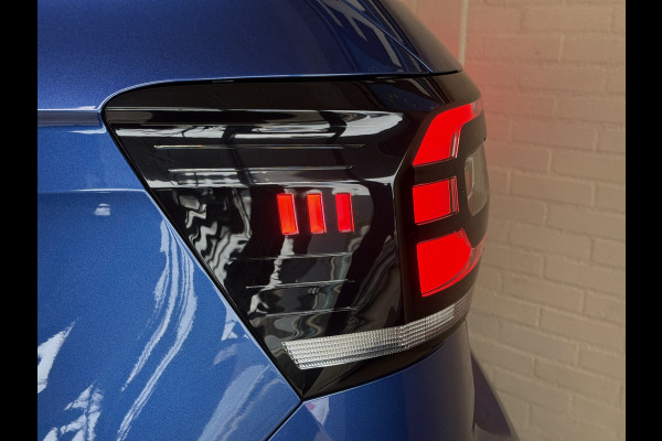 Volkswagen T-Cross 1.0 TSI 115pk DSG Style | Navi | Carplay | 17"| Camera | Led Koplampen | Stoelverwarming | 100% Volkswagen Onderhouden!